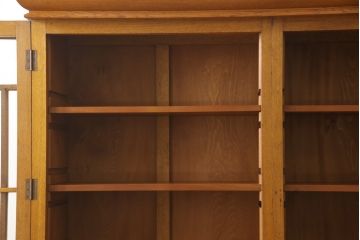 和製アンティーク　美品　上手物!　大正ロマン　ナラ材　凝った作りが魅力的な高級キャビネット(食器棚、戸棚、本棚、本箱、書棚)(R-058357)