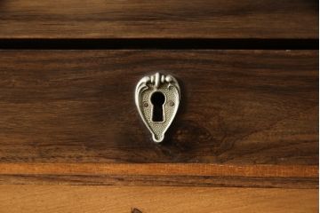 ビンテージ　海外輸入家具　曲線を多様したデザインがエレガントな雰囲気を醸し出すライティングビューロー(在宅ワーク、ワークデスク、在宅用、チェスト、ヴィンテージ)(R-058364)