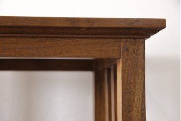 中古　希少な絶版品!　美品　アジアン家具　ヒッカドゥワ(HIKKA DUWA)　チーク材　シンプルな縦型飾り棚(オープンラック、オープンシェルフ)(R-058369)
