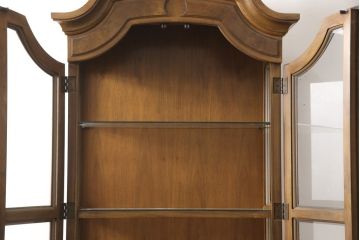 中古　美品　DREXEL HERITAGE(ドレクセルヘリテイジ)　品のある佇まいが魅力的なキュリオケース(定価約62万円)(飾り棚、ガラスケース、ショーケース、キャビネット、陳列棚)(R-058371)