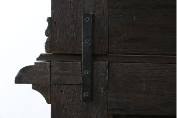 特大最高級!　イギリスアンティーク　オーク材　彫刻の素晴らしいパーラーキャビネット(食器棚、戸棚、収納棚、カップボード)(R-058376)