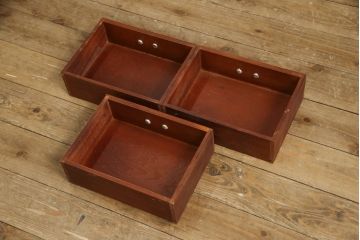 ビンテージ家具　アンティーク調　李朝デザイン　雅やかな佇まいが魅力的な収納棚(キャビネット、箪笥、戸棚、ヴィンテージ)(R-058381)