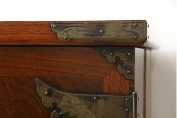 ビンテージ家具　アンティーク調　李朝デザイン　雅やかな佇まいが魅力的な収納棚(キャビネット、箪笥、戸棚、ヴィンテージ)(R-058381)