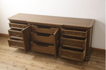 中古　美品　マホガニー材　DREXEL HERITAGE(ドレクセルヘリテイジ)　重厚感あるつくりが魅力的なサイドボード(チェスト、カウンター、リビングボード)(R-058386)