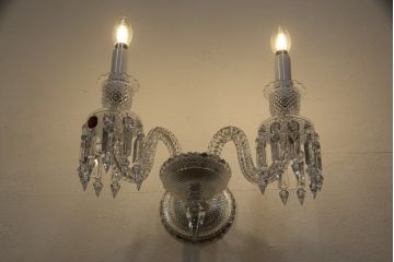 超美品　2018年製　フランス　baccarat(バカラ)　ゼニス　ウォールユニット　エレガントな雰囲気と煌めく美しさが魅力のウォールランプ(シャンデリア、壁掛け照明、壁付け照明、フルレッドクリスタルガラス)(定価約77万円)(R-058388)