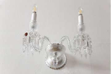 超美品　2018年製　フランス　baccarat(バカラ)　ゼニス　ウォールユニット　エレガントな雰囲気と煌めく美しさが魅力のウォールランプ(シャンデリア、壁掛け照明、壁付け照明、フルレッドクリスタルガラス)(定価約77万円)(R-058389)