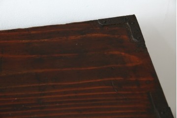 和製アンティーク　前面栗材　漆のきれいな桜丸金具の米沢箪笥　(R-058400)