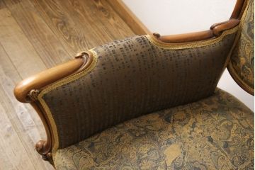 イタリアビンテージ　最高級ブランド　CLイタリア(CLItalia)　随所に光る優美な意匠が魅力的なアームチェア(1人掛け、椅子、サロンチェア、ヴィンテージ)(R-058405)