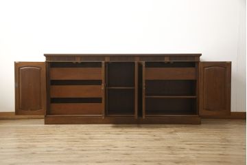中古　美品　DREXEL HERITAGE(ドレクセルヘリテイジ)　Triune(トライユン)　優雅な佇まいが魅力のクリデンザキャビネット(クレデンザ、サイドボード、リビングボード)(定価約66万円)(R-058413)