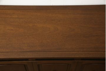 中古　美品　DREXEL HERITAGE(ドレクセルヘリテイジ)　Triune(トライユン)　優雅な佇まいが魅力のクリデンザキャビネット(クレデンザ、サイドボード、リビングボード)(定価約66万円)(R-058413)