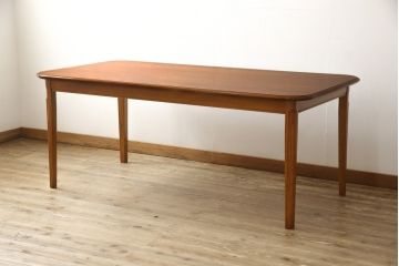 中古　美品　横浜クラシック家具　ダニエル(Daniel)　エトランゼ(Etranger)　E-301　エトランジェテーブル　シンプルなデザインで飽きのこないダイニングテーブル(6人掛け、8人掛け、食卓)(定価約32万円)(R-058424)