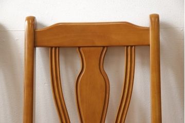 中古　美品　横浜クラシック家具　ダニエル(Daniel)　エトランゼ(Etranger)　E-501　エトランジェサイドチェア　背板の凝ったデザインが魅力のダイニングチェア4脚セット(板座チェア、椅子、イス)(4脚で定価約70万円)(R-058425)