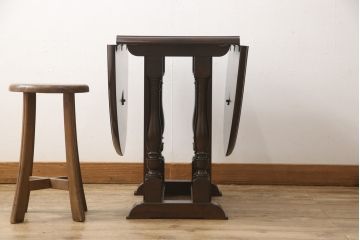 中古　美品　松本民芸家具　28型　天板を折り畳みできるクラシカルなゲートレッグテーブル(バタフライ卓)(ダイニングテーブル、バタフライテーブル、オーバルテーブル)(R-058435)