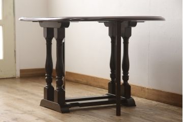 中古　美品　松本民芸家具　28型　天板を折り畳みできるクラシカルなゲートレッグテーブル(バタフライ卓)(ダイニングテーブル、バタフライテーブル、オーバルテーブル)(R-058435)