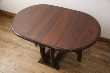 中古　美品　松本民芸家具　28型　天板を折り畳みできるクラシカルなゲートレッグテーブル(バタフライ卓)(ダイニングテーブル、バタフライテーブル、オーバルテーブル)(R-058435)