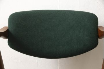 北欧ビンテージ　デンマークヴィンテージ　チーク材　Kai Kristiansen(カイ・クリスチャンセン)デザイン　NO.42　ハーフアームチェア　アームのデザインがおしゃれなダイニングチェア(R-058443)