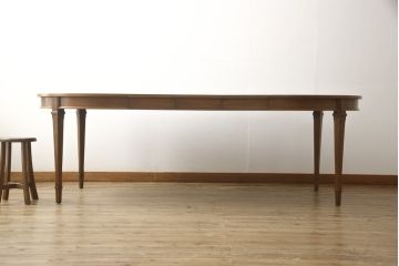 中古　美品　DREXEL HERITAGE(ドレクセルヘリテイジ)　Triune(トライユン)　品のある佇まいがすてきなダイニングテーブル(エクステンションテーブル、4人掛け、6人掛け)(R-058445)