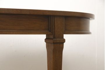 中古　美品　DREXEL HERITAGE(ドレクセルヘリテイジ)　Triune(トライユン)　品のある佇まいがすてきなダイニングテーブル(エクステンションテーブル、4人掛け、6人掛け)(R-058445)