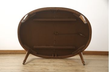 中古　美品　DREXEL HERITAGE(ドレクセルヘリテイジ)　Triune(トライユン)　品のある佇まいがすてきなダイニングテーブル(エクステンションテーブル、4人掛け、6人掛け)(R-058445)