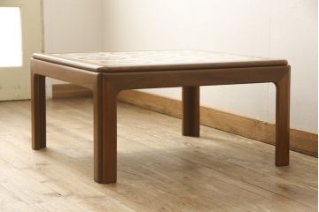 北欧ビンテージ　G-PLAN(ジープラン)　チーク材　温もり溢れるタイルトップのコーヒーテーブル(センターテーブル、ローテーブル、ヴィンテージ)(R-058453)