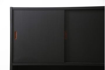 ペイント家具　デンマークヴィンテージ　チーク材　北欧家具らしいスタイリッシュさが魅力のサイドボード(収納棚、戸棚、サイドキャビネット、ビンテージ)(R-058459)