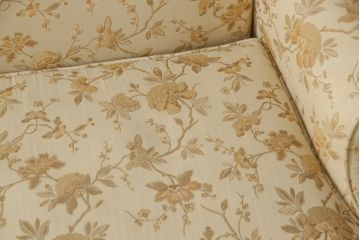 中古　アメリカ輸入モデル　DREXEL HERITAGE(ドレクセルヘリテイジ)　 Upholstery(アップホルスタリー)　上品な色合いと花柄が優しい雰囲気を醸し出す1人掛けソファ(定価約60万円)(一人掛け、アームチェア)(R-058462)