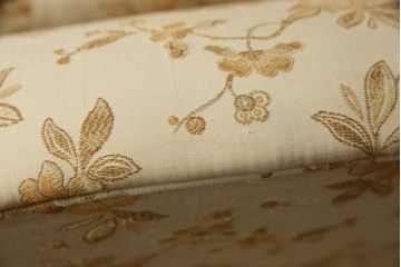 中古　アメリカ輸入モデル　DREXEL HERITAGE(ドレクセルヘリテイジ)　 Upholstery(アップホルスタリー)　上品な色合いと花柄が優しい雰囲気を醸し出す1人掛けソファ(定価約60万円)(一人掛け、アームチェア)(R-058462)
