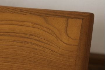 デンマークビンテージ　チーク材　シンプルなデザインが取り入れやすいダイニングテーブル(エクステンションテーブル、ドローリーフテーブル、食卓、ヴィンテージ)(R-058463)