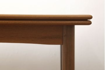 デンマークビンテージ　チーク材　シンプルなデザインが取り入れやすいダイニングテーブル(エクステンションテーブル、ドローリーフテーブル、食卓、ヴィンテージ)(R-058463)