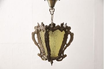 中古　美品　アンティーク調　ガラスの模様や装飾が魅力的な天井照明(ペンダントライト、吊り下げ照明)(R-058465)