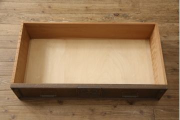 和製ビンテージ　神戸洋家具　永田良介商店　品のある佇まいが美しいワードローブ(衣装タンス、洋服タンス、引き出し、ヴィンテージ)(R-058474)