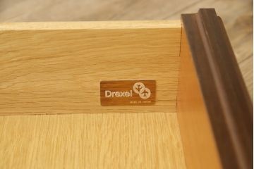 中古　希少　DREXEL HERITAGE(ドレクセルヘリテイジ)　FRANCESCA(フランチェスカ)シリーズ　マホガニー材　エレガントな佇まいが目を引くテレビ台(オーディオボード、テレビボード、キャビネット、戸棚)(R-058476)