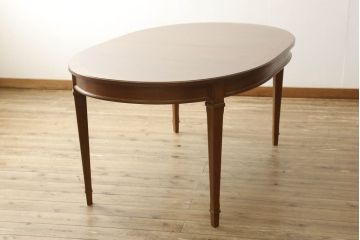 中古　美品　DREXEL HERITAGE(ドレクセルヘリテイジ)　Triune(トライユン)　品のある佇まいがすてきなダイニングテーブル(エクステンションテーブル、4人掛け、6人掛け)(R-058487)