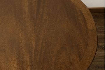中古　美品　DREXEL HERITAGE(ドレクセルヘリテイジ)　Triune(トライユン)　品のある佇まいがすてきなダイニングテーブル(エクステンションテーブル、4人掛け、6人掛け)(R-058487)