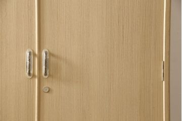 中古　宮内庁御用達桐匠　新井昇　松本錫蔵　たっぷり収納できる上手物の総桐箪笥(胴厚、総桐たんす、着物箪笥、引き出し)(定価約170万円)(R-058493)
