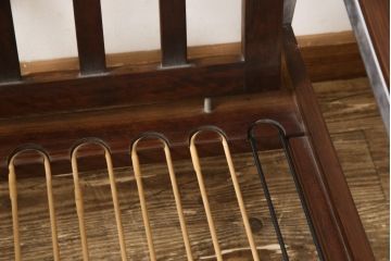 デンマークヴィンテージ　ローズウッド　メンズライクな空間づくりに活躍する1人掛けソファ(ビンテージ、1P、一人掛け、アームソファ、北欧)(R-058505)