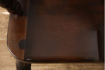 中古　美品　松本民芸家具　#44A型　洋風のクラシカルなデザインが美しいウィンザーチェア(定価約18万円)(アームチェア、板座チェア、椅子、イス、ウインザーチェア)(R-058512)