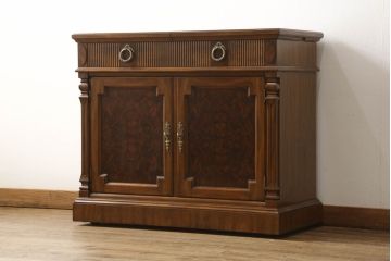中古　美品　DREXEL HERITAGE(ドレクセルヘリテイジ)　Cameo Classics(キャメオクラシックス)　エレガントな佇まいのサーバー(定価約73万円)(サイドボード、キャビネット)(R-058519)