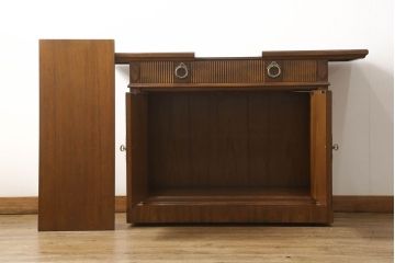 中古　美品　DREXEL HERITAGE(ドレクセルヘリテイジ)　Cameo Classics(キャメオクラシックス)　エレガントな佇まいのサーバー(定価約73万円)(サイドボード、キャビネット)(R-058519)