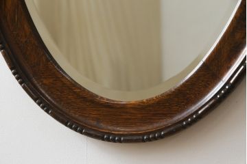 イギリスアンティーク　オーク材　縁の装飾がアクセントのオーバルミラー(鏡)(R-058522)