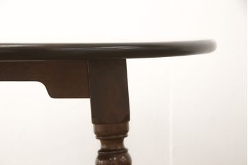 中古　松本民芸家具　クラシカルな雰囲気が漂うE型ラウンドテーブル(定価約26万円)(丸テーブル、ダイニングテーブル、2人掛け)(R-058526)