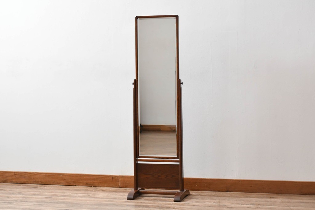 中古　高級品　指物家具　総ケヤキ(欅)材　上品な佇まいが魅力的な漆塗の姿見(ミラー、鏡)(R-058534)