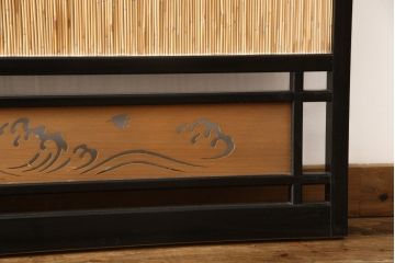 中古　美品　漆塗り　高級品　光月作銘　松に鶴　彫刻・透かし彫り・網代(あじろ)　こだわり尽くした意匠が見事な御簾戸4枚セット(細密木彫、建具、簾戸、簀戸、葭戸、夏障子、すど、葦戸)(R-058535)