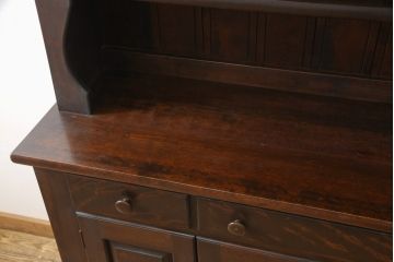 中古　美品　松本民芸家具　波打つデザインがおしゃれな印象を与えるカップボード(食器棚、収納棚、飾り棚)(R-058542)