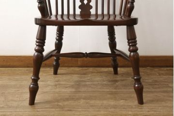 中古　美品　松本民芸家具　#44A型　洋風のクラシカルなデザインが美しいウィンザーチェア(定価約18万円)(アームチェア、板座チェア、椅子、イス、ウインザーチェア)(R-058545)