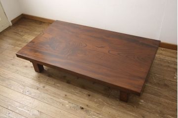 中古　美品　最高級　漆塗り　総欅(ケヤキ)材　シンプルながらつくりの良さがうかがえる座卓(ローテーブル、センターテーブル)(R-058549)