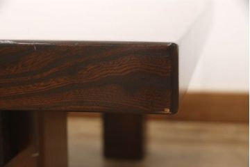 中古　美品　最高級　漆塗り　総欅(ケヤキ)材　シンプルながらつくりの良さがうかがえる座卓(ローテーブル、センターテーブル)(R-058549)