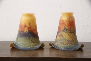 フランス製　サイン有り　ヴィトリフィカシオン彩　葡萄をモチーフにした繊細な装飾が目を惹くテーブルランプ(卓上照明、テーブルライト、テーブルスタンド)(R-058551)