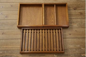 中古　国産　上手物!!　職人手造り家具　欅(ケヤキ)材　和の風格を感じる大型茶箪笥(茶棚、キャビネット、戸棚、収納棚)(R-058558)