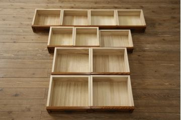 中古　国産　上手物!!　職人手造り家具　欅(ケヤキ)材　和の風格を感じる大型茶箪笥(茶棚、キャビネット、戸棚、収納棚)(R-058558)